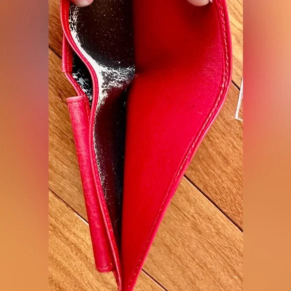 Louis Vuitton ScarletRed Epi Leather Wallet MI0975 - Picture 15 of 16